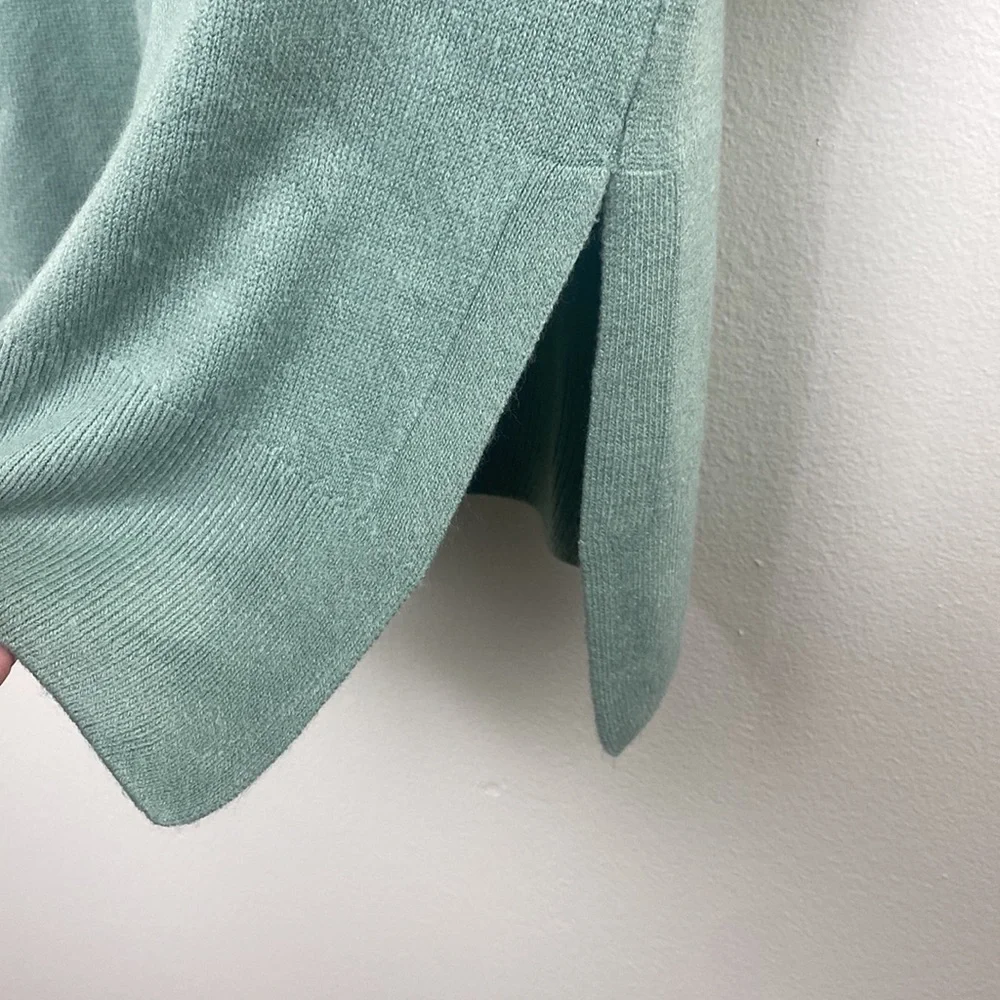 LOFT Mint Green Turtle‎ Neck Sweater 3/4 Sleeve Size MP
